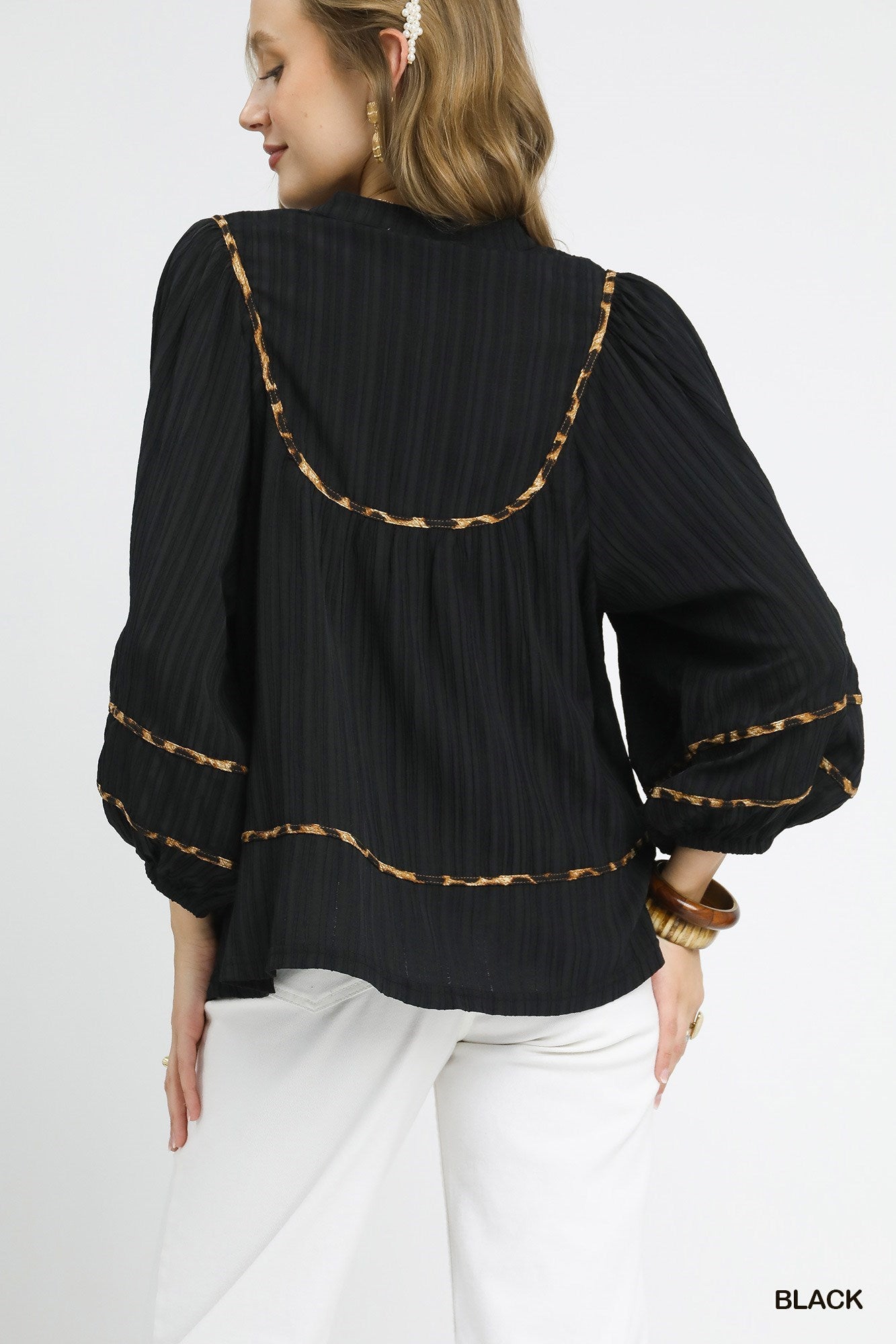 Feline Good Texture Fabric Leopard Print Top, Black