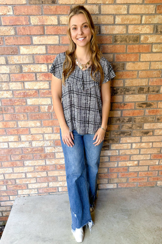 Moment Of Success Top, Ivory/Black