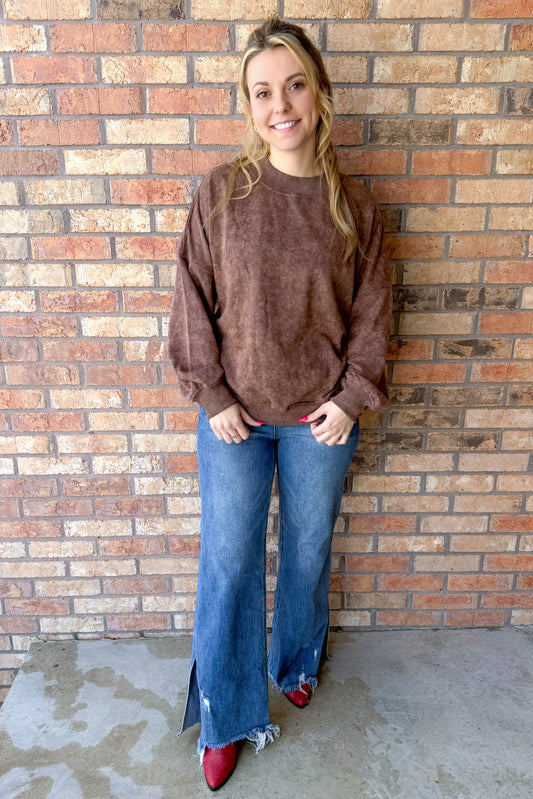 Feels Like Home Vintage Wash Crewneck, Brown