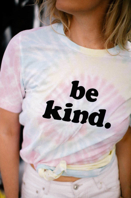 Be Kind Graphic Tee