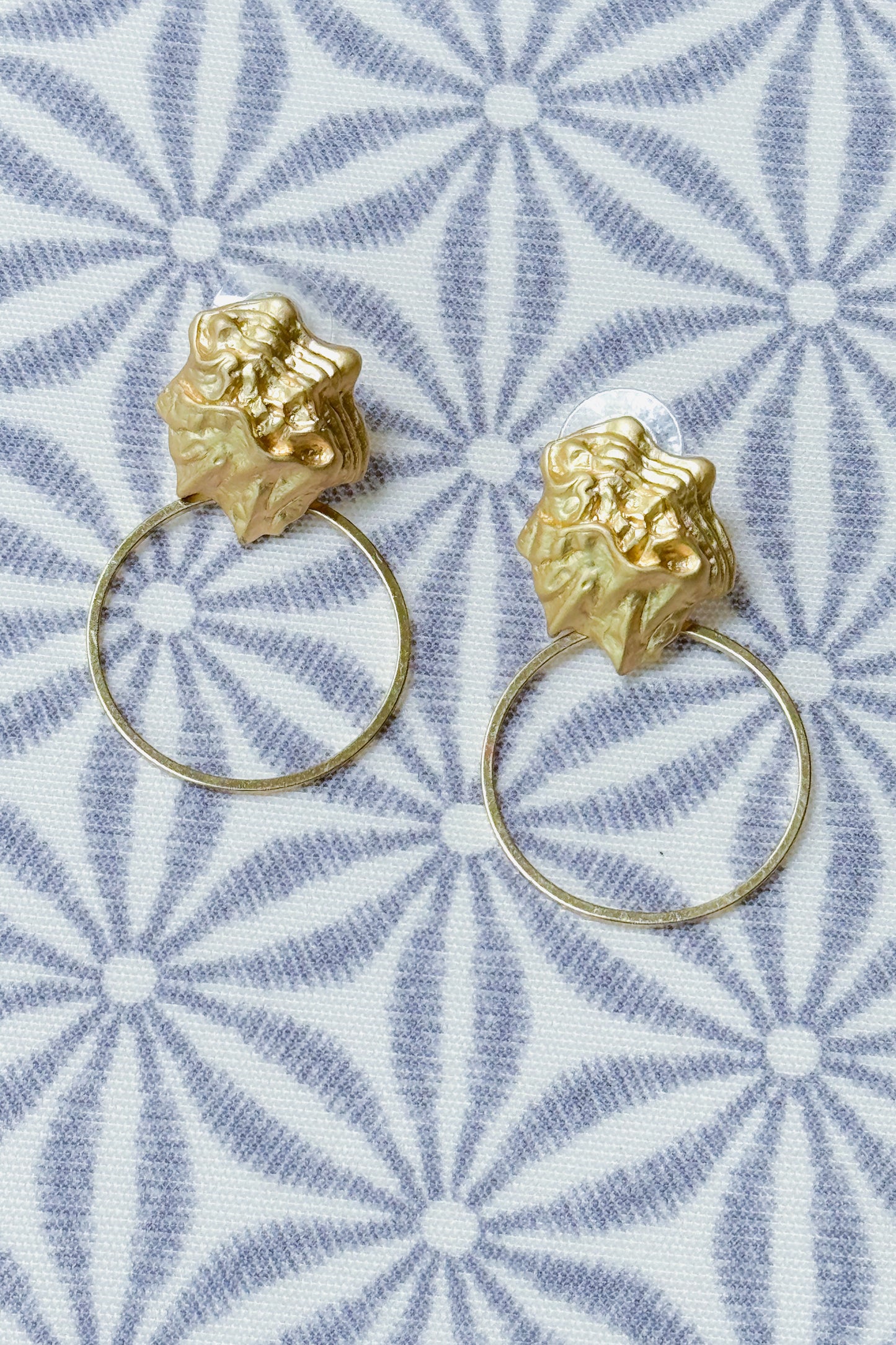 Sea You Later Earrings, Gold