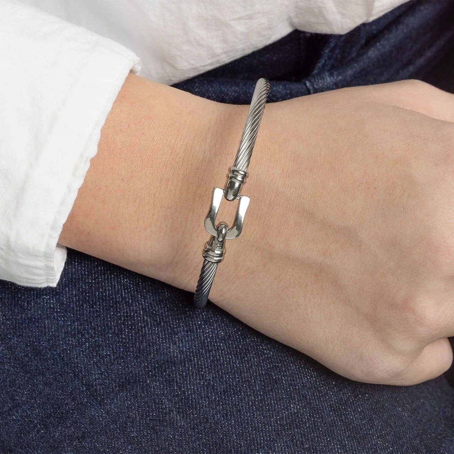Addi 18K Gold Plated Stainless Steel Buckle Clasp Bangle, Silver
