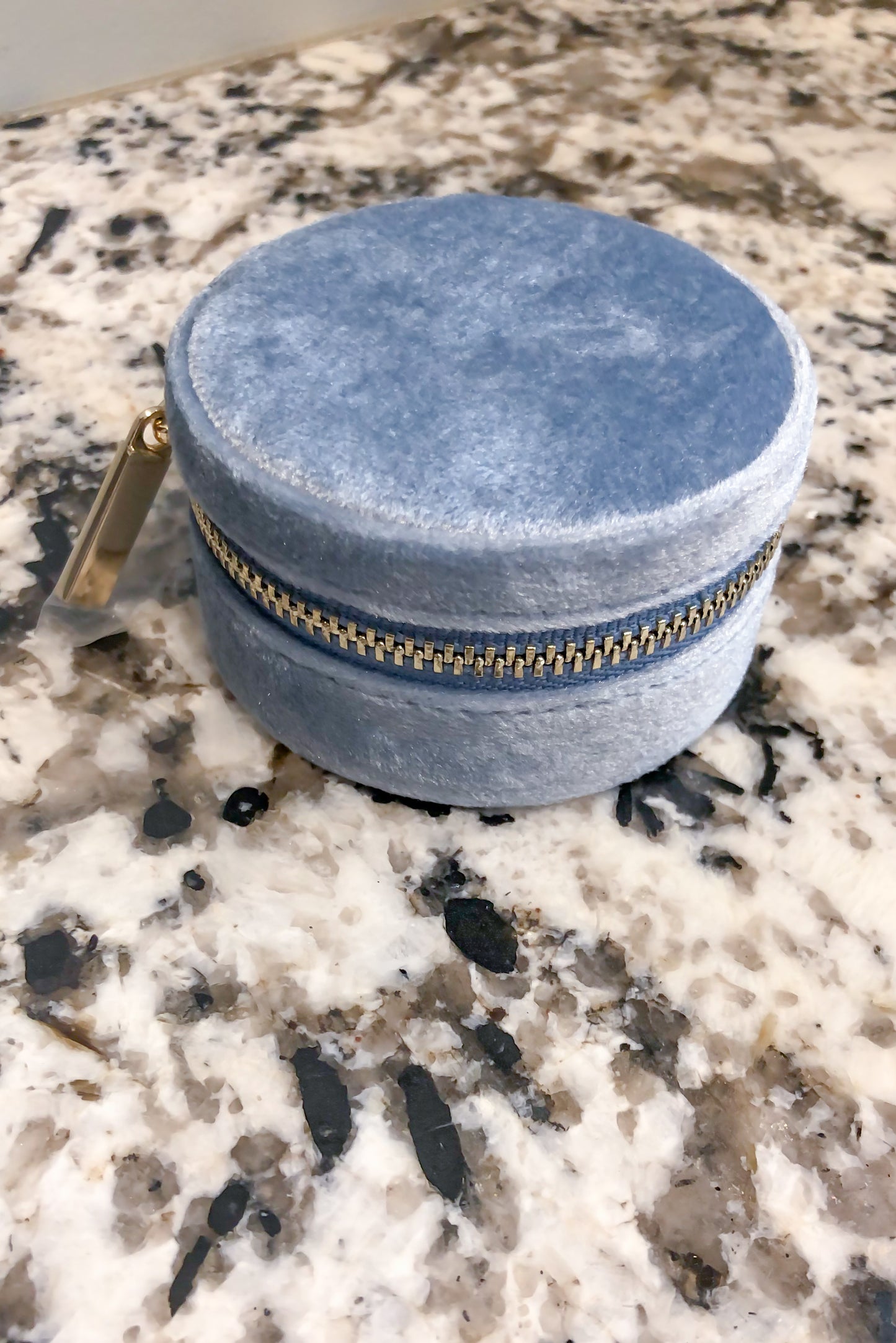 Mini Velvet Round Jewelry Accessory Travel Box, Light Blue